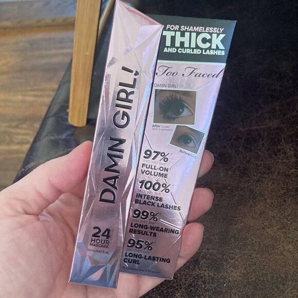 Too Faced Damn Girl Full Size Black Mascara - Picture 1 of 5